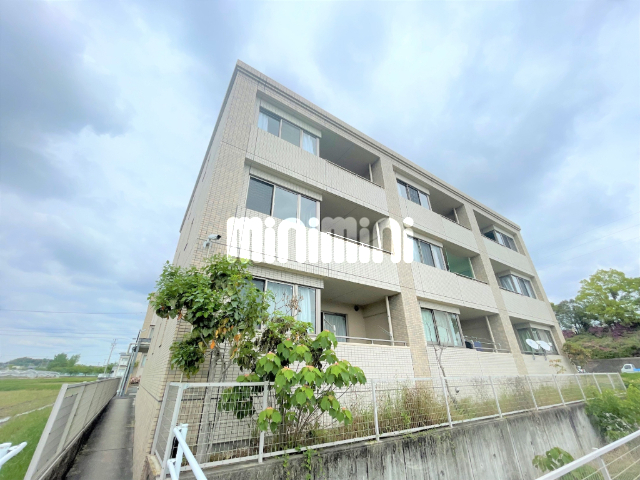 �n���S�ߕ����@�Ԓr�w�i�o�X26�� �E�ŉz��A �k��15���j