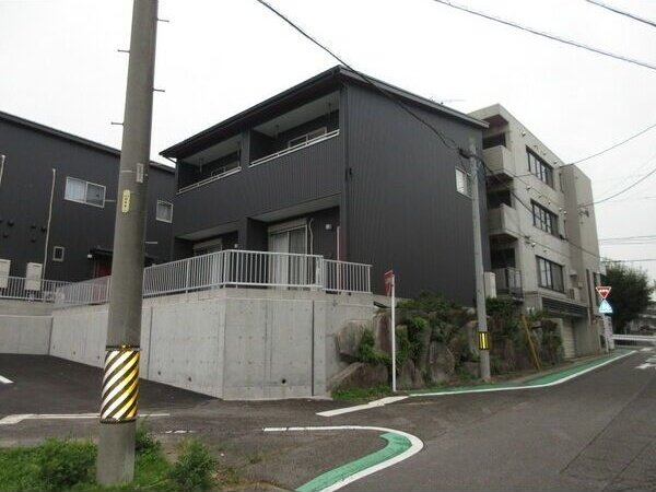 ���m������s���{�������a�u�R�Q�k�c�j