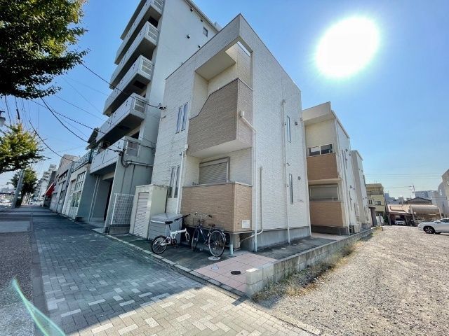 ���m�����É��s�����݂͊P���ڂP�k�c�j