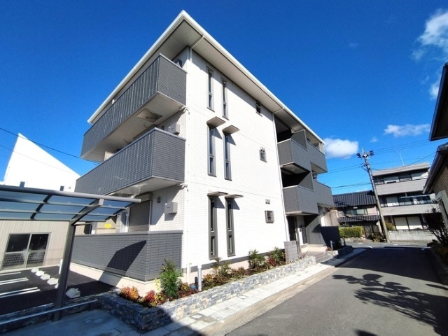 ���C���E�R�z�V�����@�L���w�i�k��6���j�A���C���{���@�L���w�i�k��6���j�A�ѓc���@�L���w�i�k��6���j