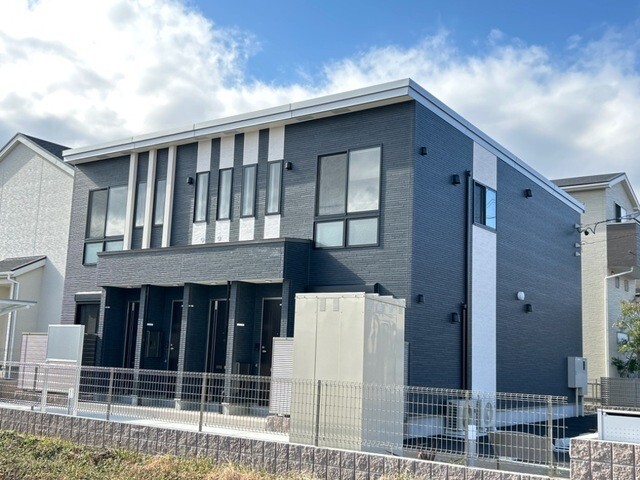 ���m���k���É��s�Џ��΂P�k�c�j