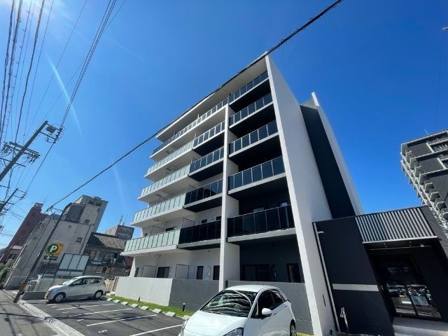 ���C���{���@���É��w�i�k��9���j