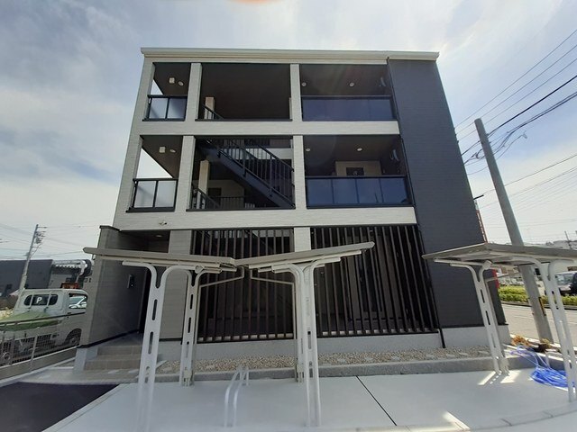 ���m������s��c�����P�j