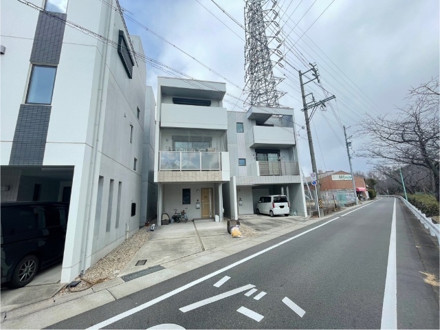 �n���S�ߕ����@�A�c�w�i�k��12���j