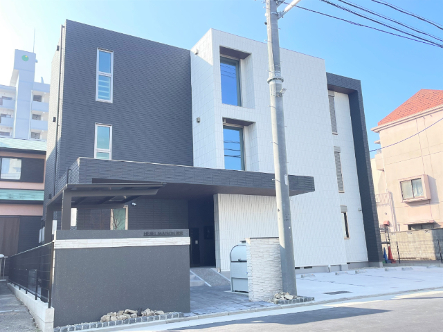 ���C���{���@�M�c�w�i�k��10���j