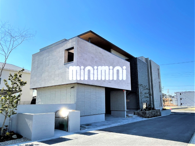 ���S�L�c���@���i�w�i�k��32���j