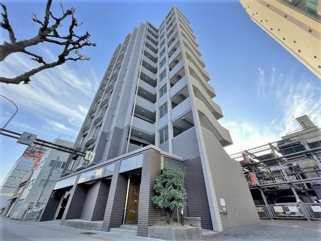 ���C���{���@���R�w�i�k��8���j