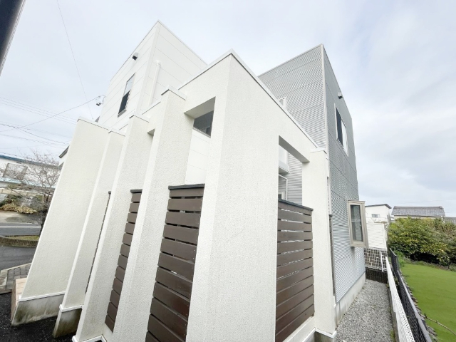 ���m���L��s���{���b���P�J�R�k�c�j