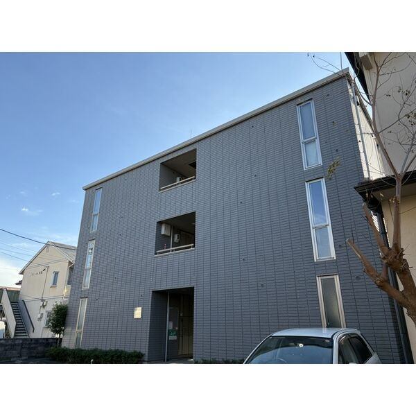 ���m���t����s�������P�k�c�j