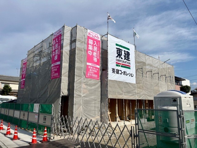 ���m���������s��R����R�Q�k�c�j