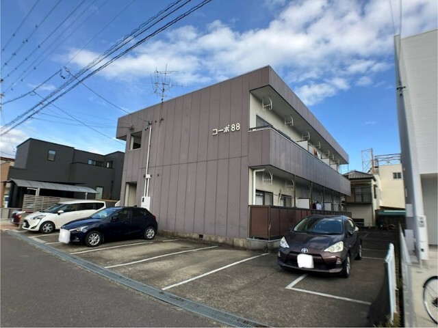 ���m���k���É��s���c�i�˂Q�c�j