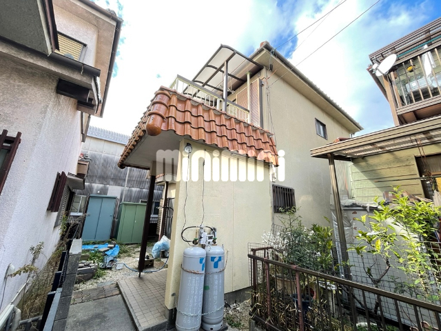 ���C���{���@�卂�w�i�k��22���j