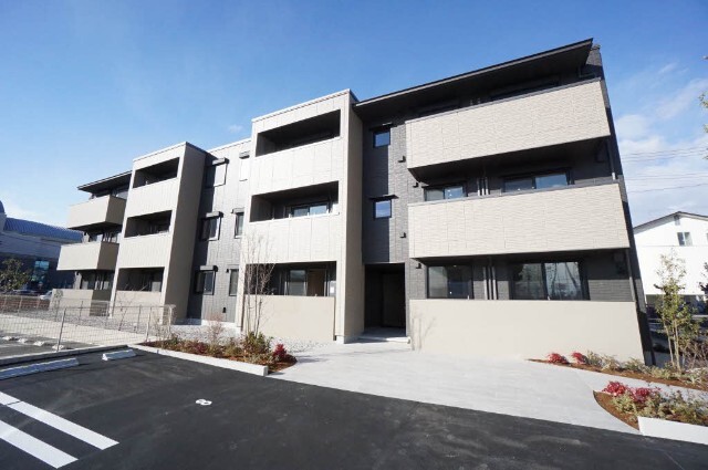 ���S���R���@���R�w�i�k��7���j