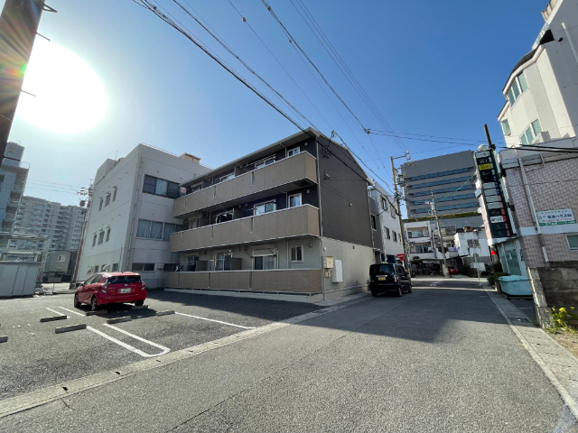 ���C���{���@����w�i�k��6���j