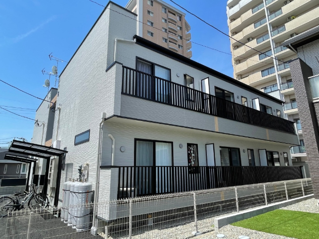 ���k�{���@����w�i�k��3���j