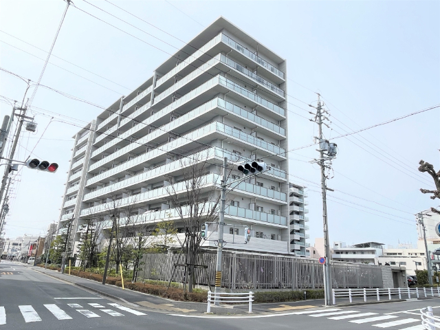 ���S���É��{���@�_�{�O�w�i�k��5���j