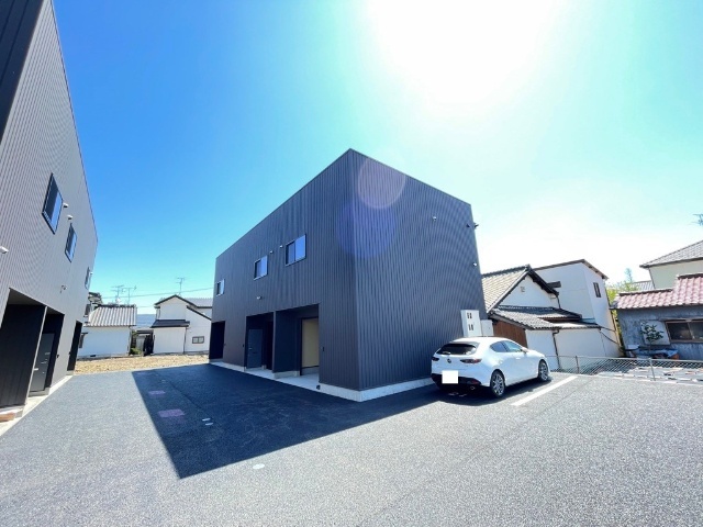 ���S���É��{���@���w�i�k��2���j