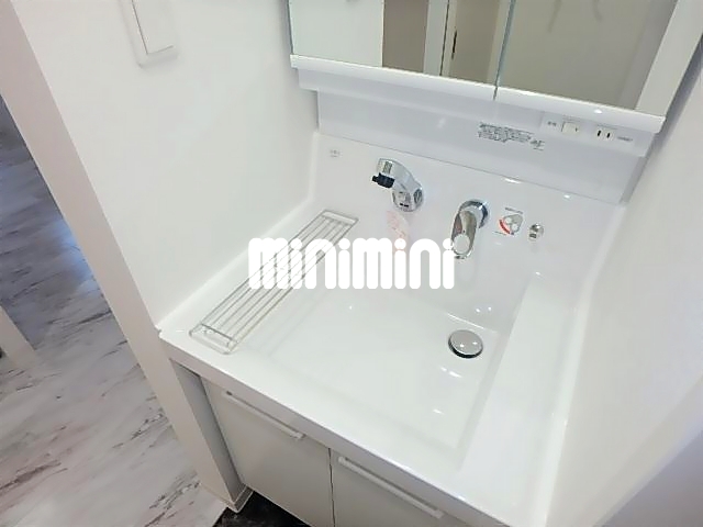 ����7