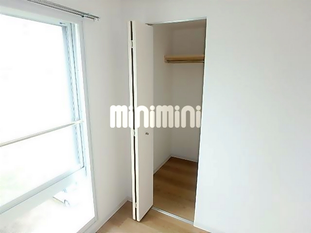 ����5