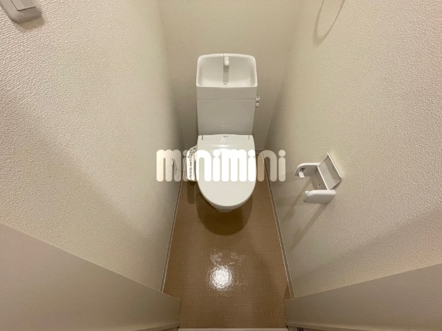 ����4