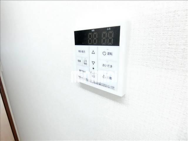 ����10