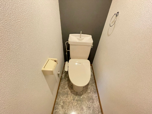 ����6