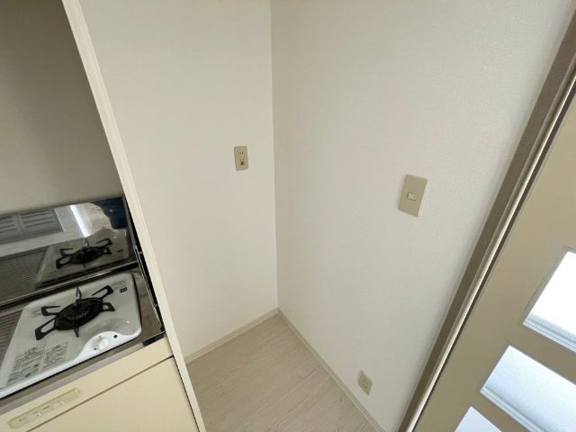 ����19