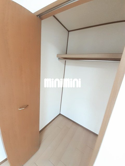 ����5