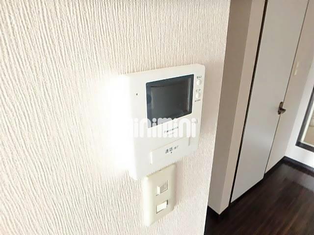 ����10