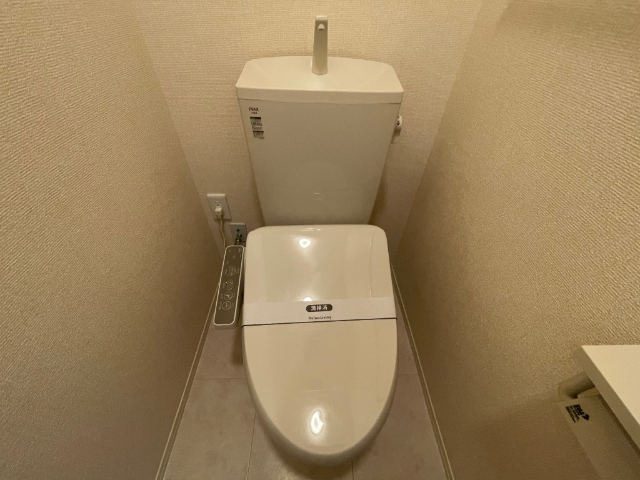 ����5
