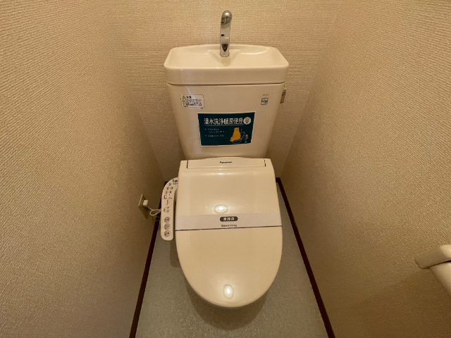 ����5