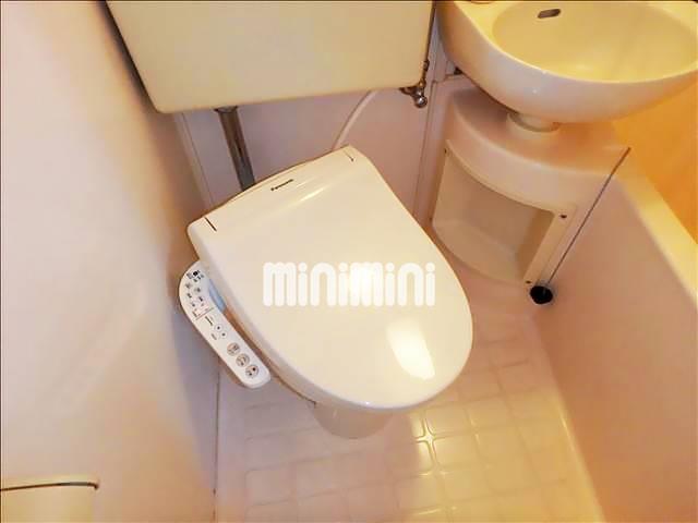 ����4