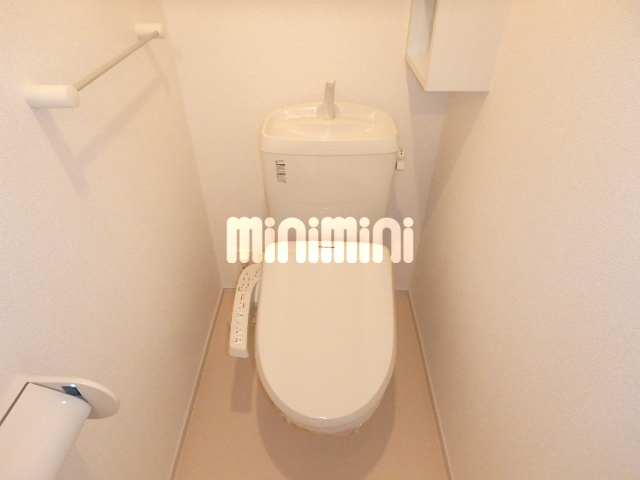 ����4