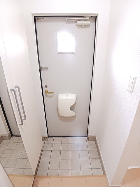 ����6