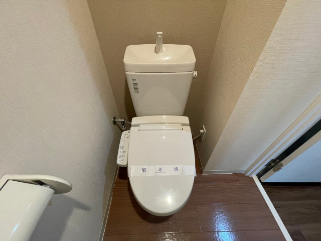 ����5