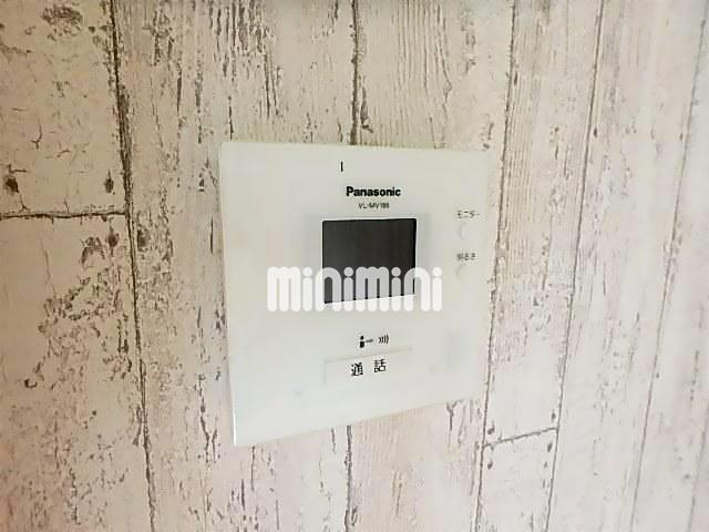 ����8