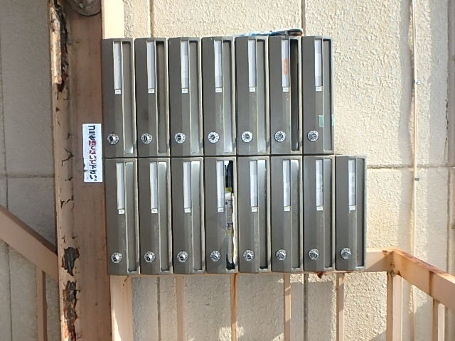 ����13
