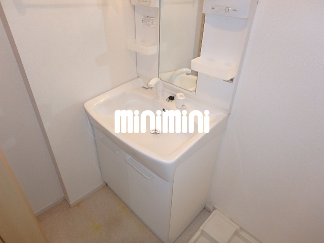 ����5