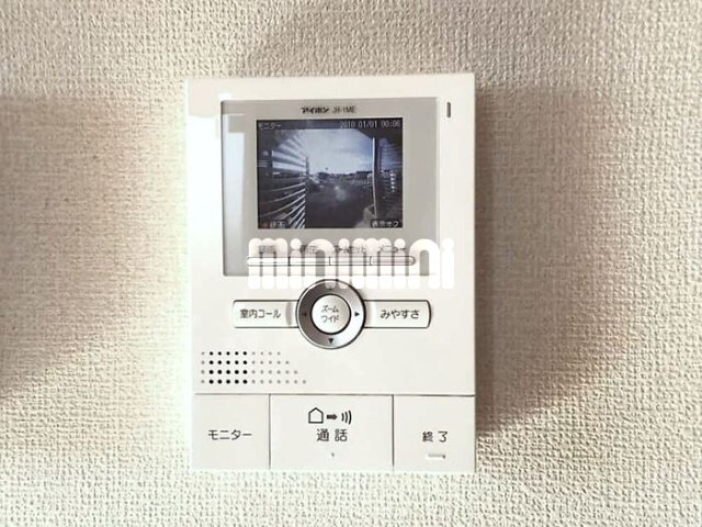 ����10