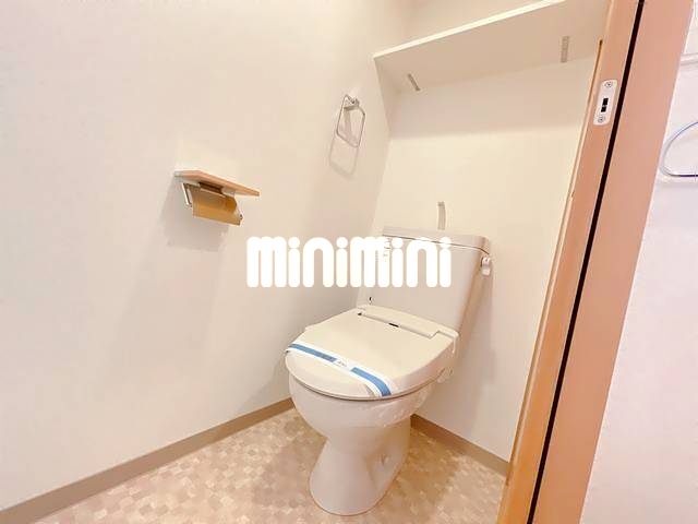 ����17