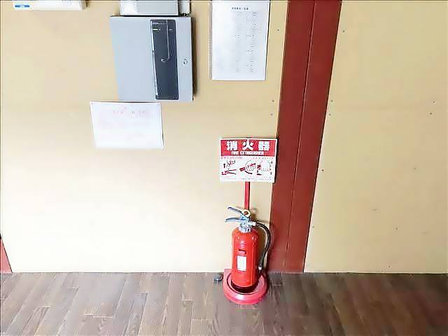 ����8