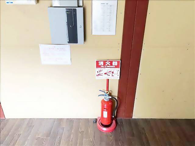 ����5
