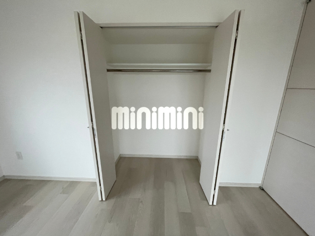 ����5