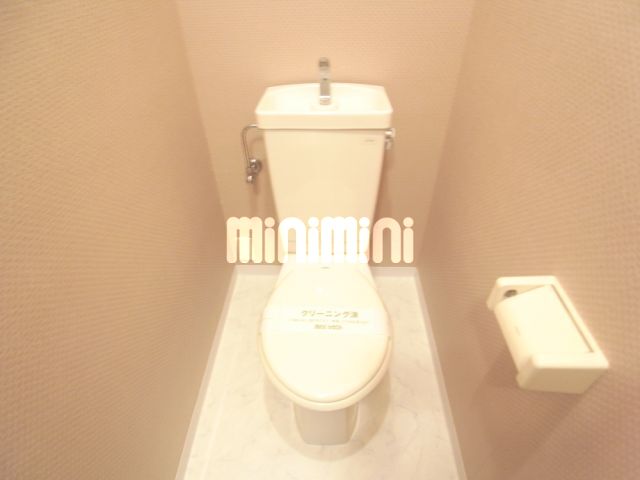 ����4
