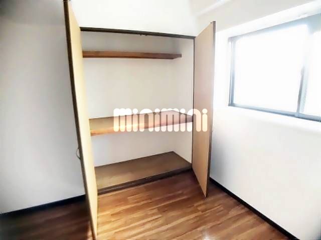 ����7