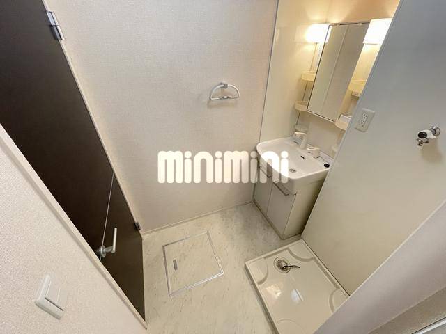 ����5