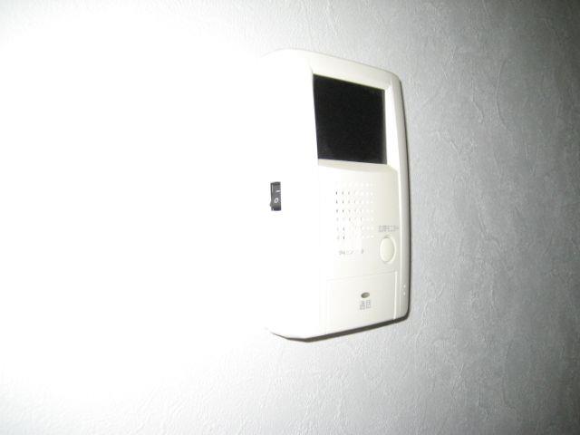 ����10