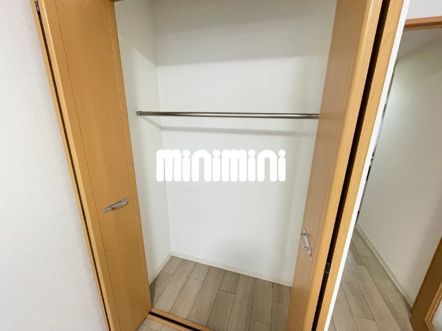 ����6