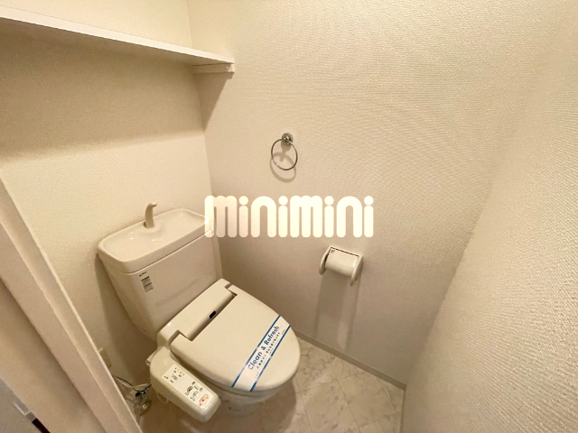 ����9