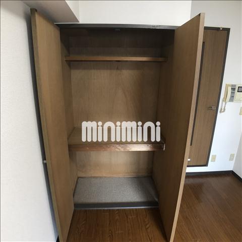 ����6
